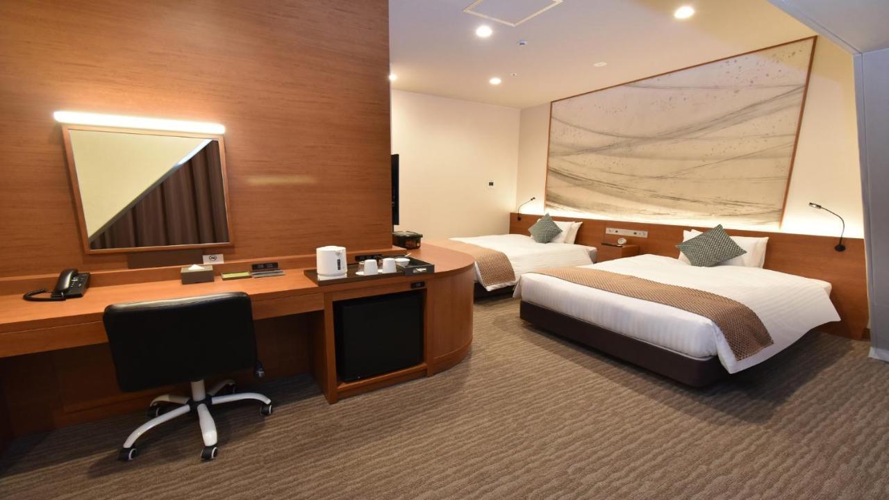 Odysis Suites Osaka Airport Hotel 이즈미-사노 외부 사진