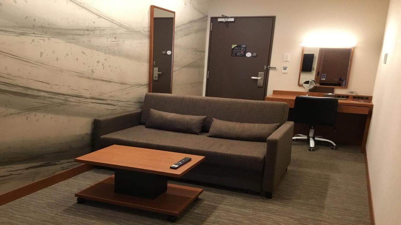 Odysis Suites Osaka Airport Hotel 이즈미-사노 외부 사진